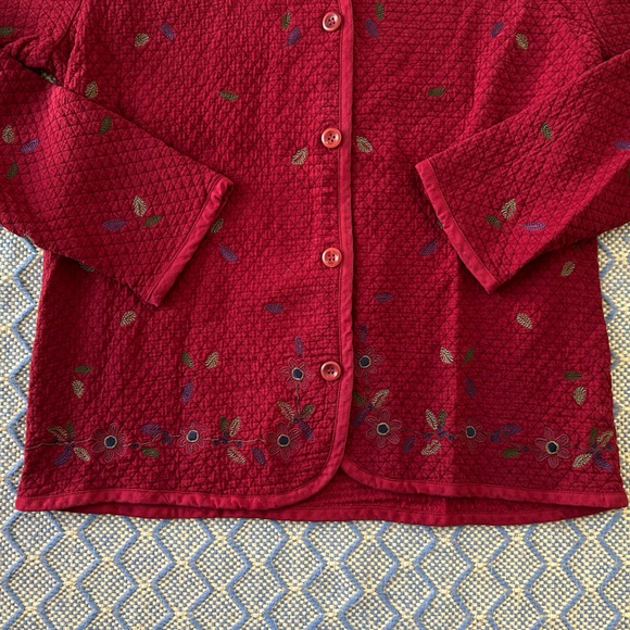 *SOLD* Red Quilted Jacket With Floral & Leaf Embroidery - Picture 8 of 12